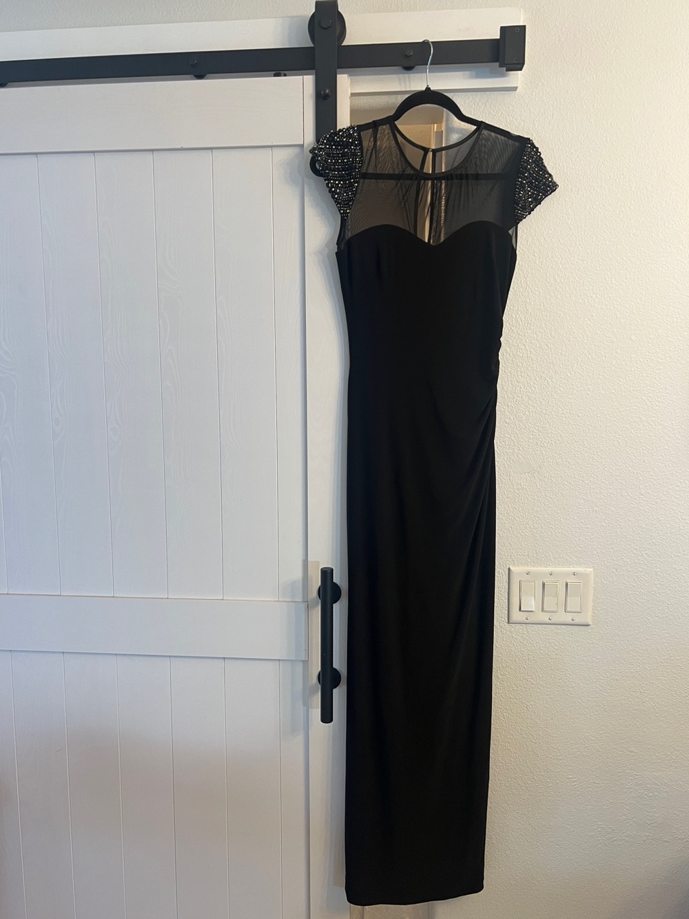 Vince Camuto Black Embellished Sheer Maxi Evening Dress Size 4